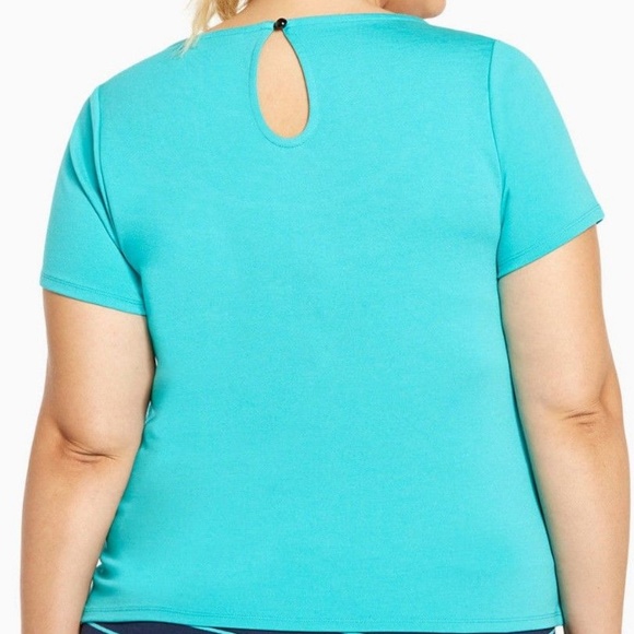 TORRID Top 0X Tee T-Shirt Stretch Ponte NWT - Picture 2 of 3
